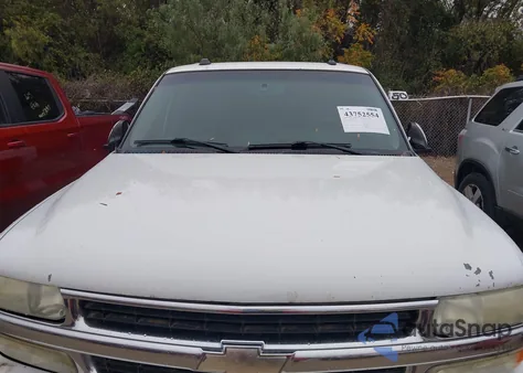 2004 Chevrolet Suburban 1500 Lt из США, поврежденный, VIN 3GNEC16Z24G276729